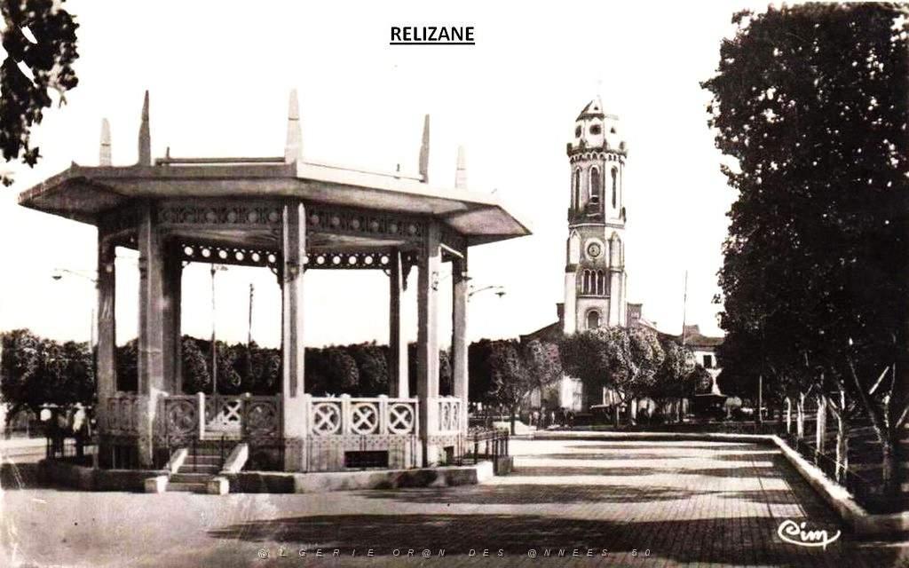Relizane - Kiosque 03.jpg